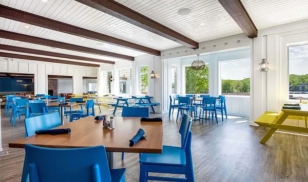 https://margaritaville-resorts.com/wp-content/uploads/2025/07/jbs-interior-of-margaritaville-lake-resort-1.webp